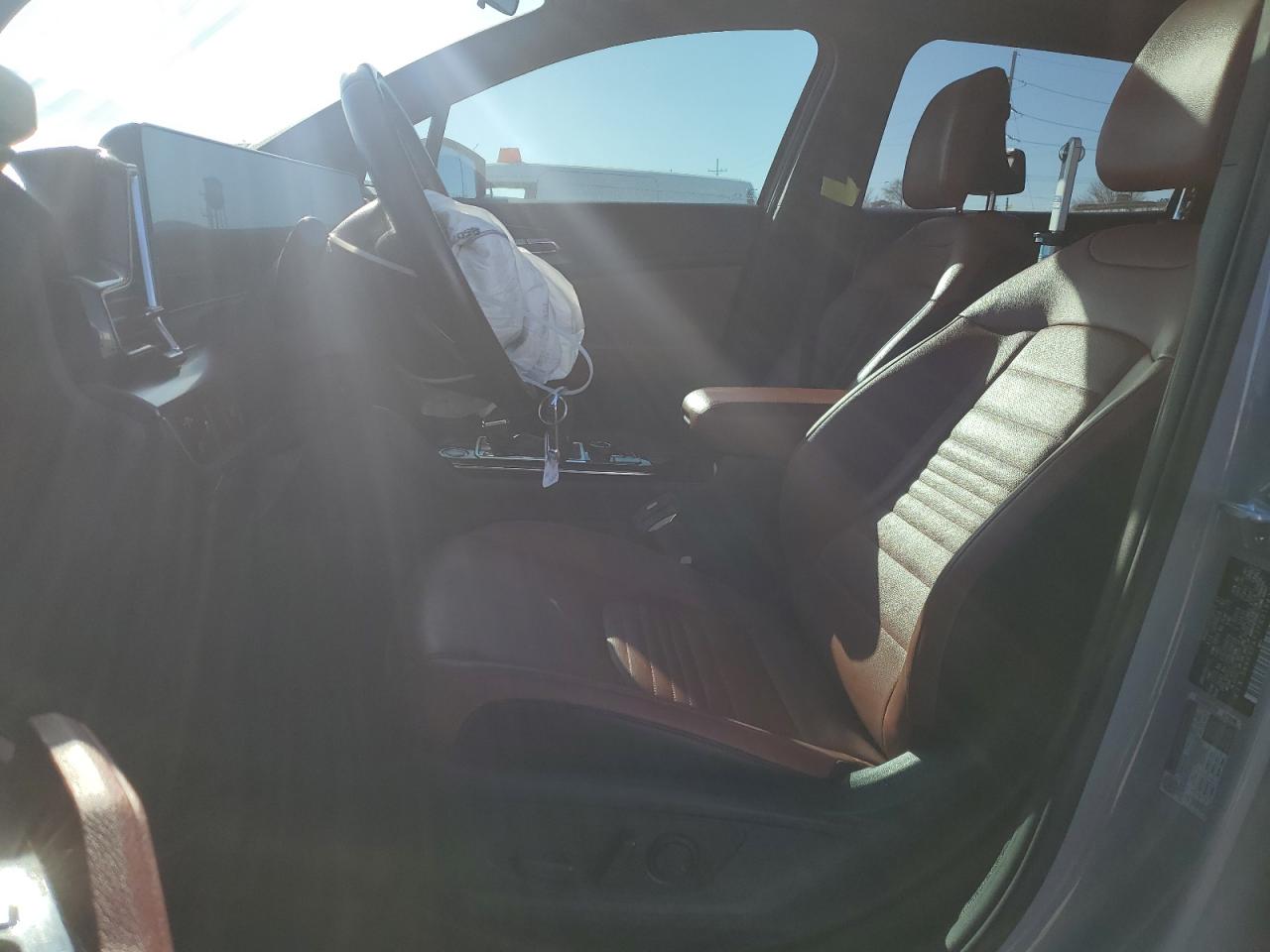 2023 Kia Sportage - Image 7