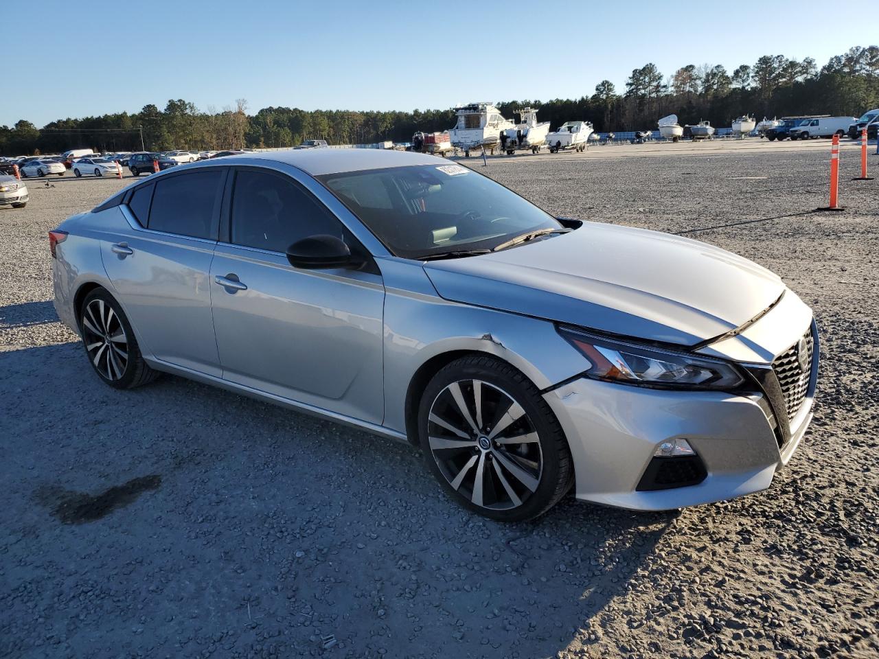 2020 Nissan Altima - Image 4