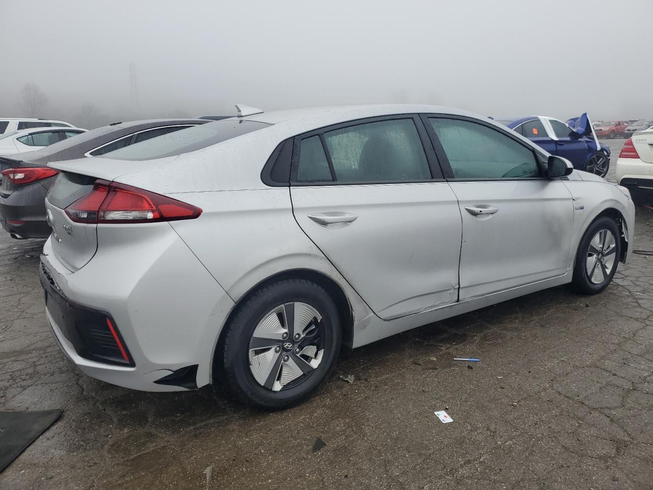 VIN KMHC65LC4HU055890 2017 HYUNDAI IONIQ no.3