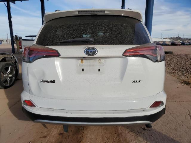  TOYOTA RAV4 2018 White