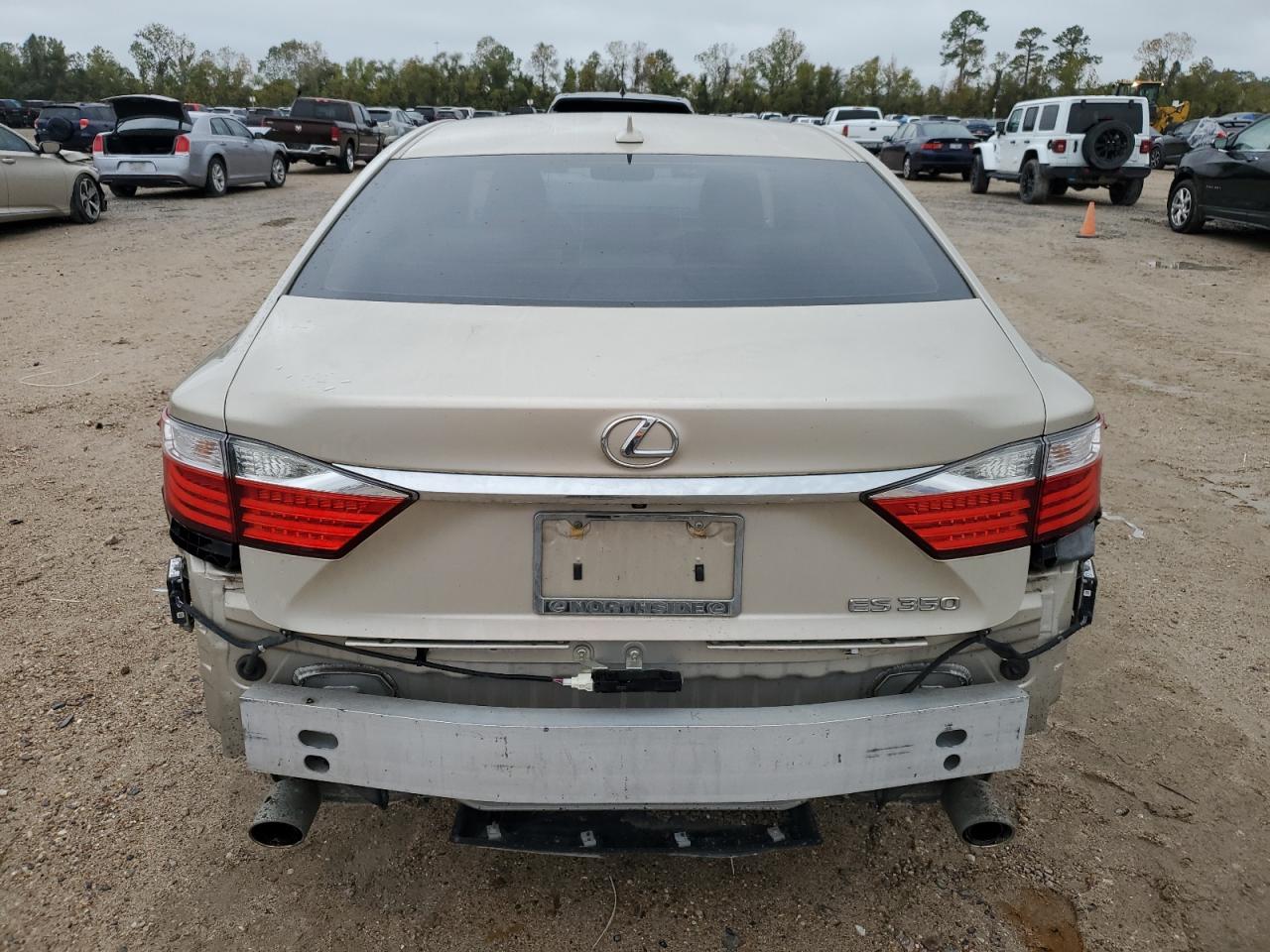 2013 Lexus ES - Image 6
