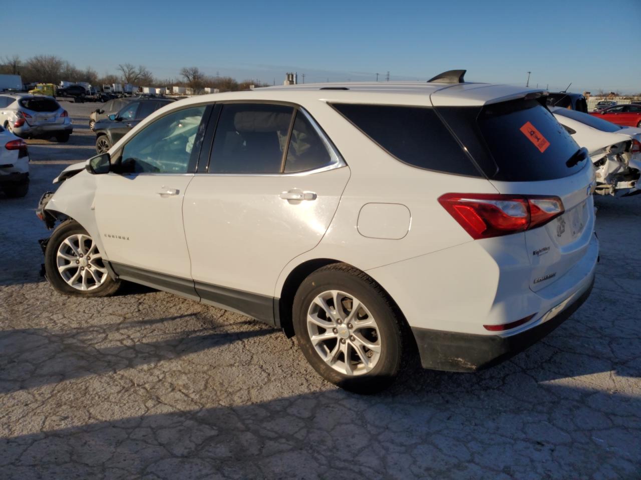 2018 Chevrolet Equinox - Image 2