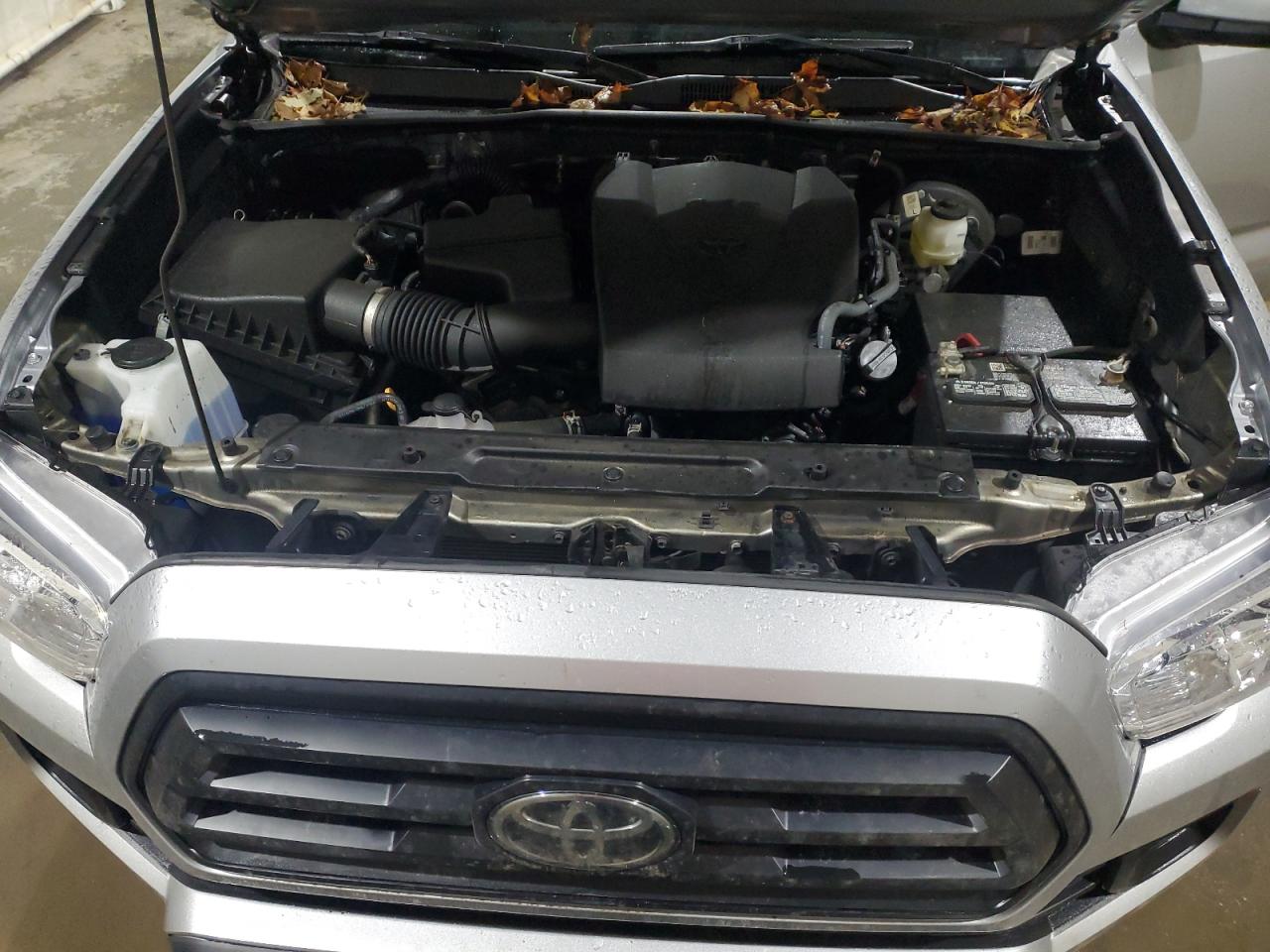 2022 Toyota Tacoma - Image 11