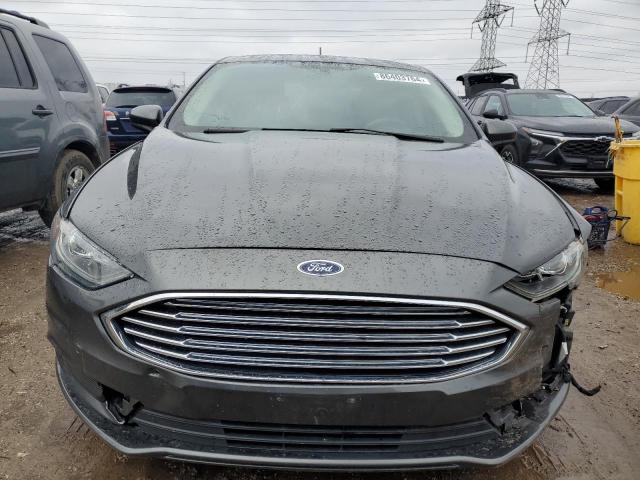  FORD FUSION 2017 Серый
