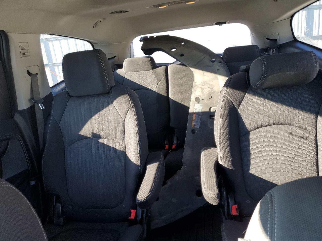 2017 Chevrolet Traverse - Image 10