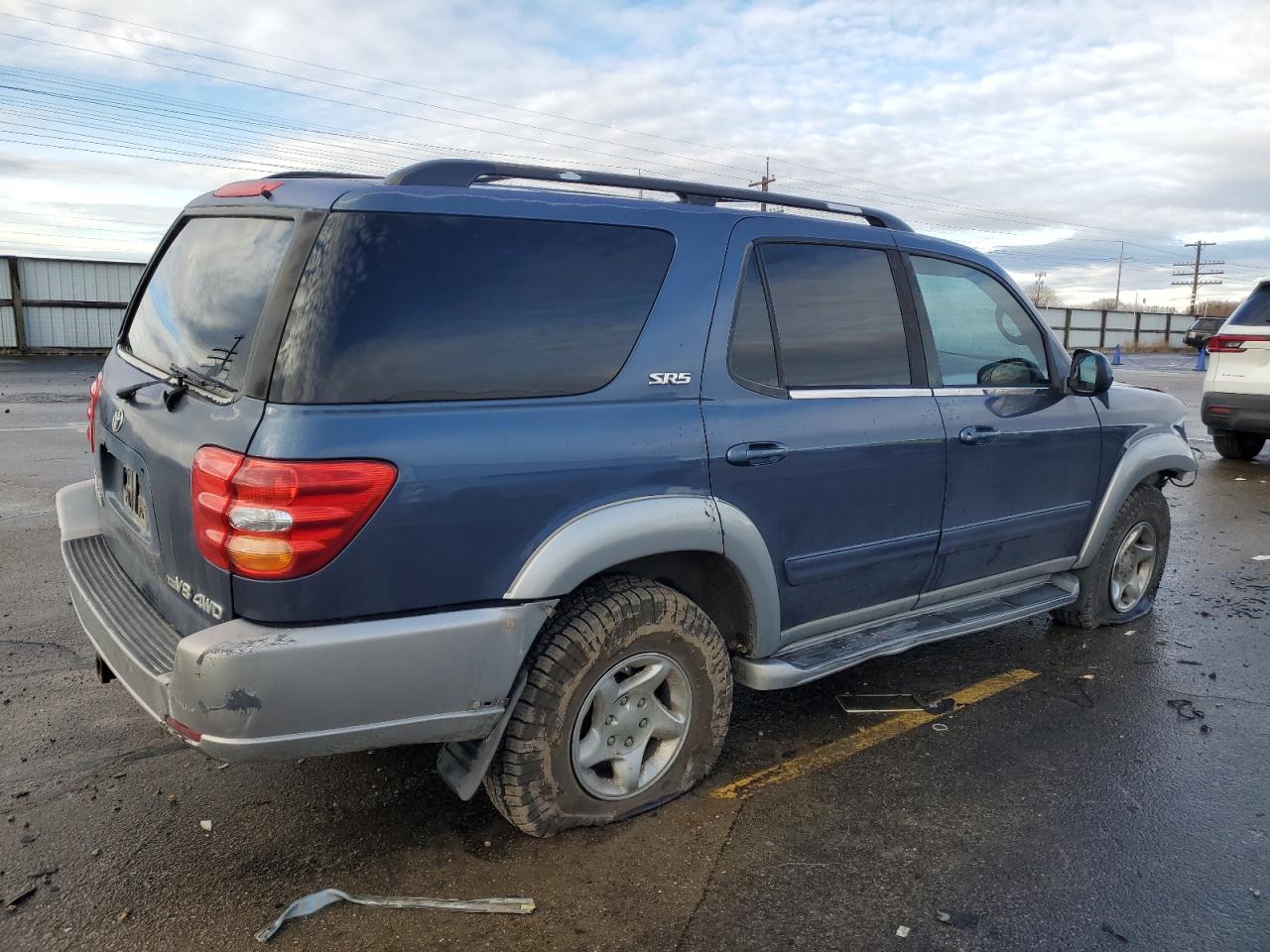 2002 Toyota Sequoia - Image 3