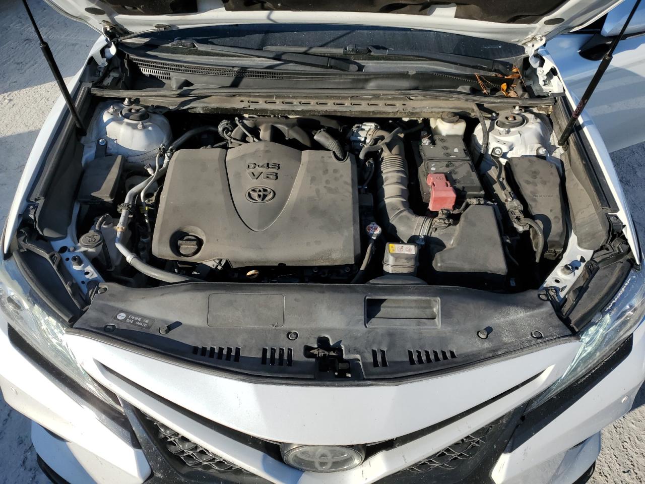 2018 Toyota Camry - Image 11