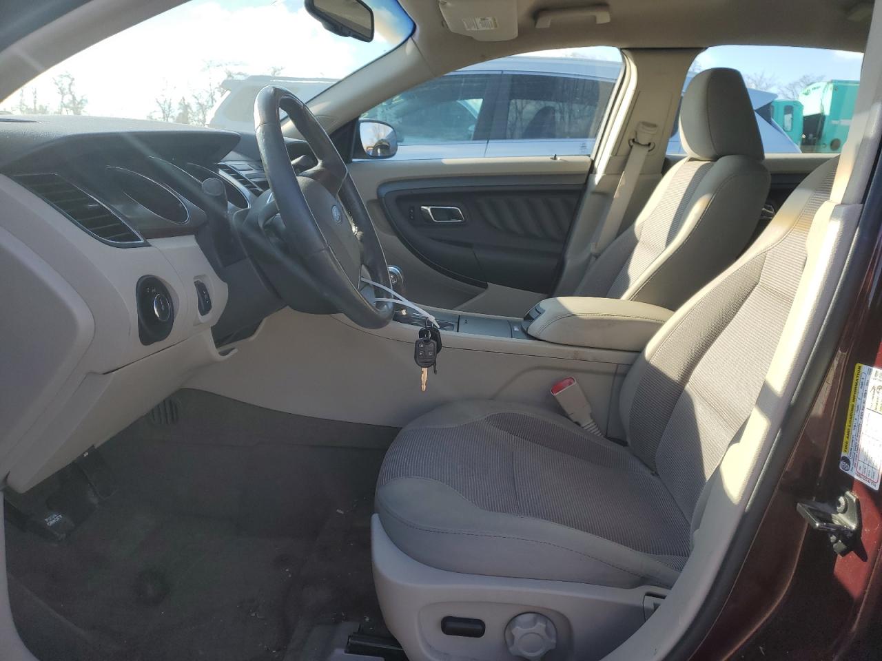 2011 Ford Taurus - Image 7