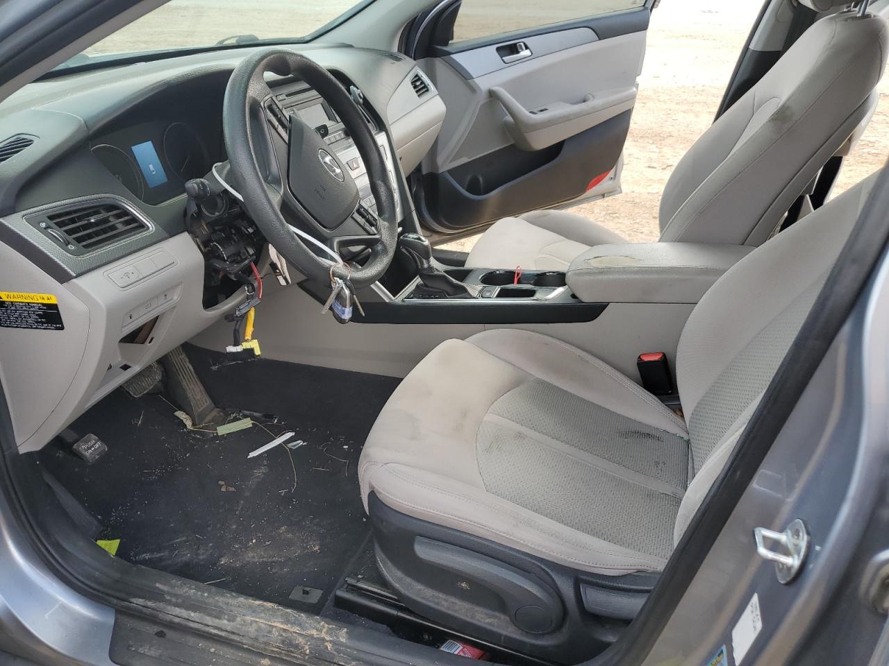 2017 Hyundai Sonata - Image 7