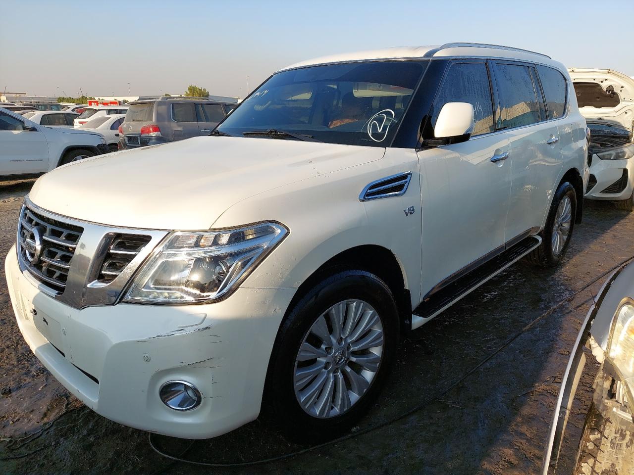 JN8AY2NY0J9351208 - 2018 Nissan Patrol - #86419414