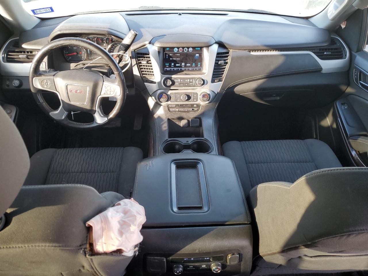 2018 GMC Yukon - Image 8