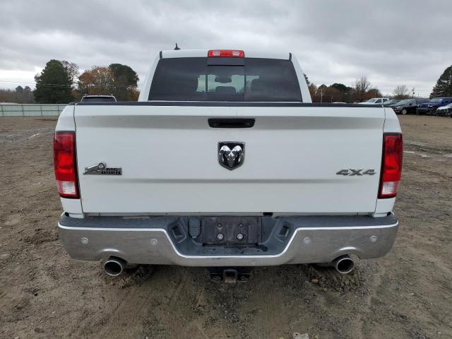 Pickups RAM 1500 2015 Biały