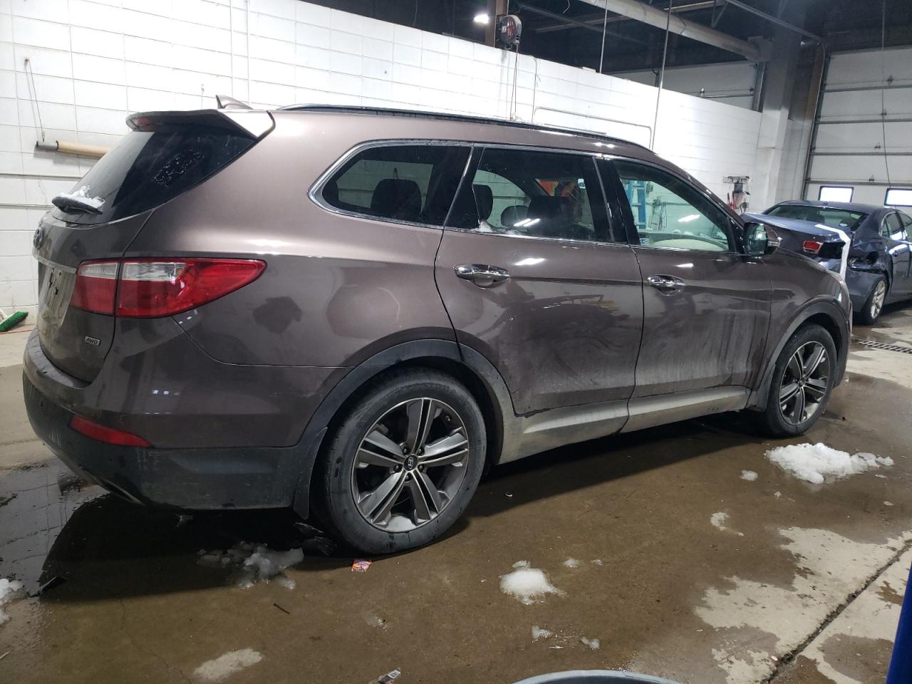 2014 Hyundai Santa Fe - Image 3