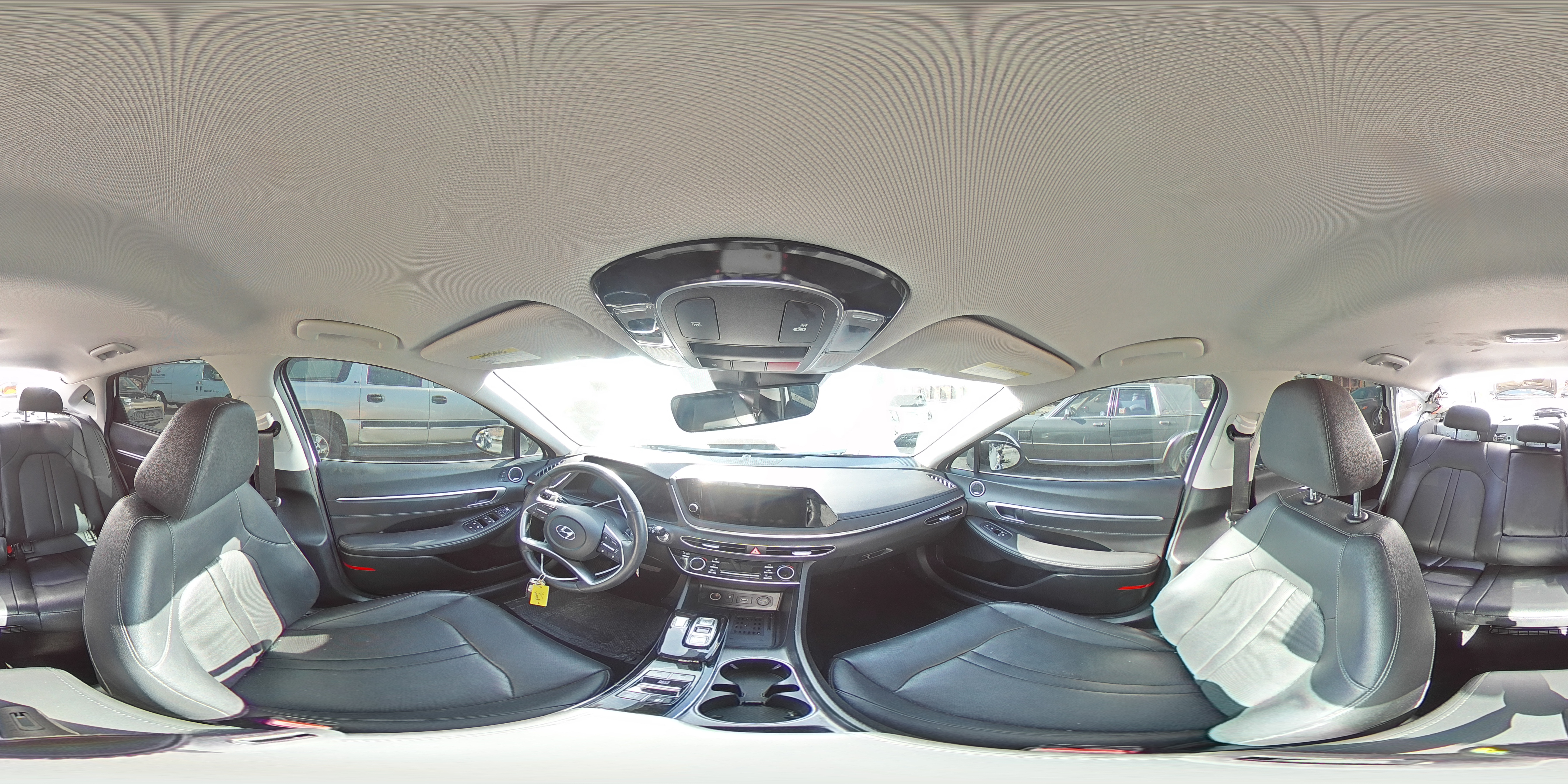 2022 Hyundai Sonata - Image 13