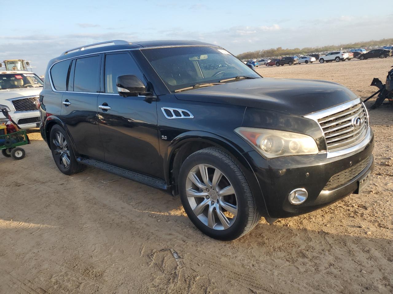 VIN JN8AZ2NF0E9552009 2014 INFINITI QX80 no.4