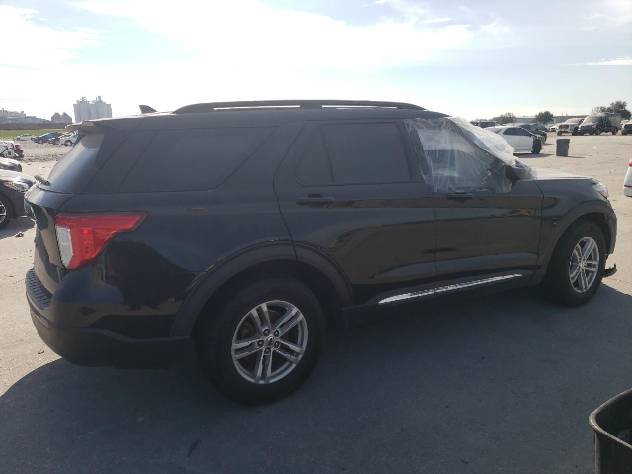 2021 Ford Explorer - Image 3