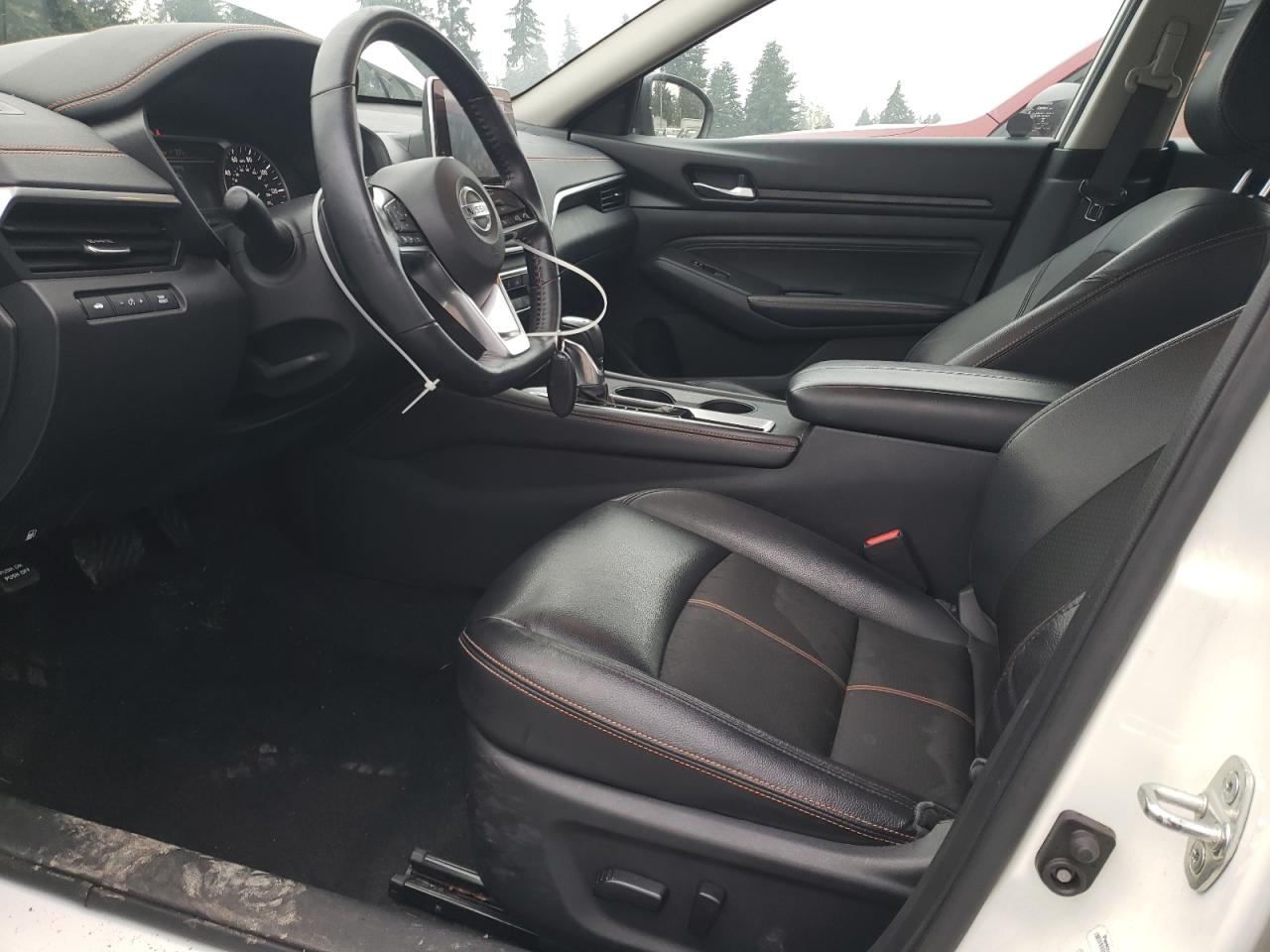 2020 Nissan Altima - Image 7