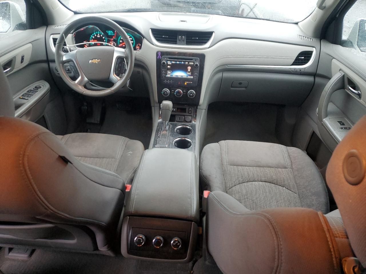 2017 Chevrolet Traverse - Image 8
