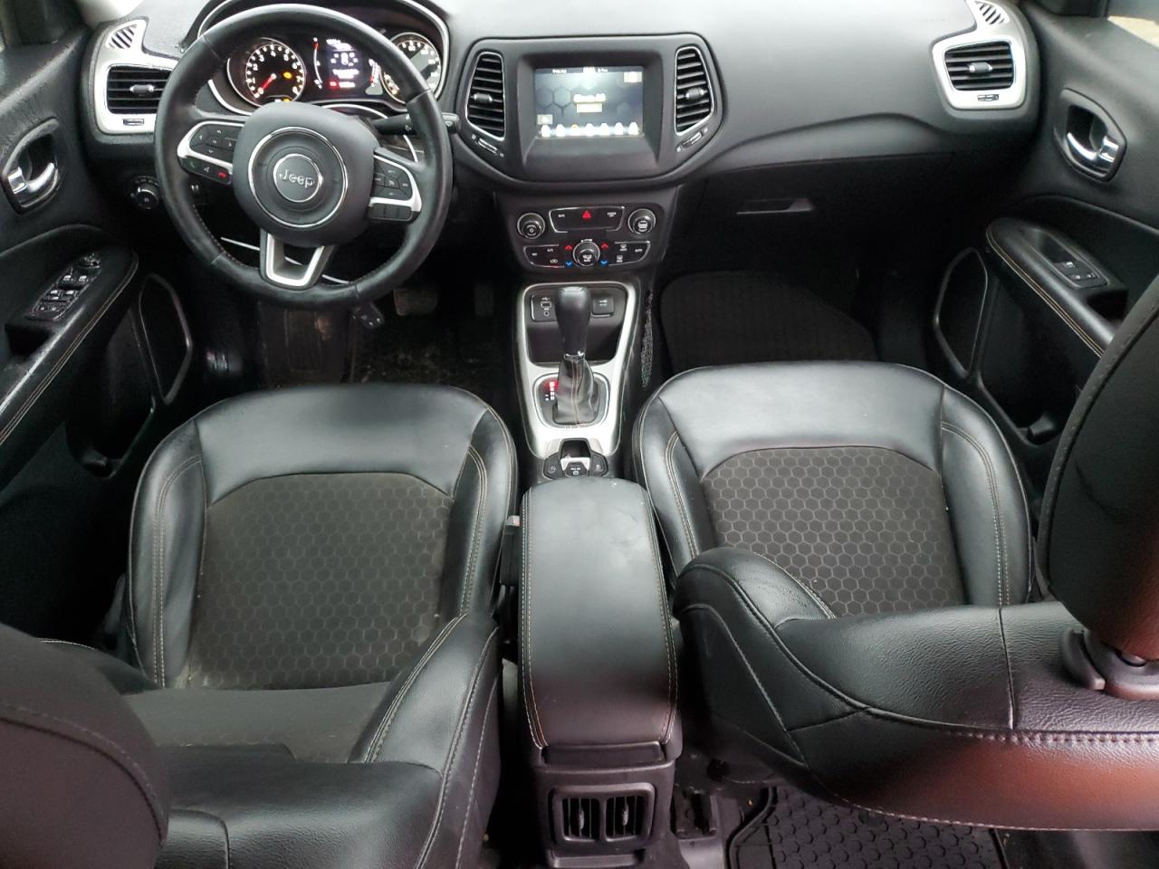 2020 Jeep Compass - Image 8