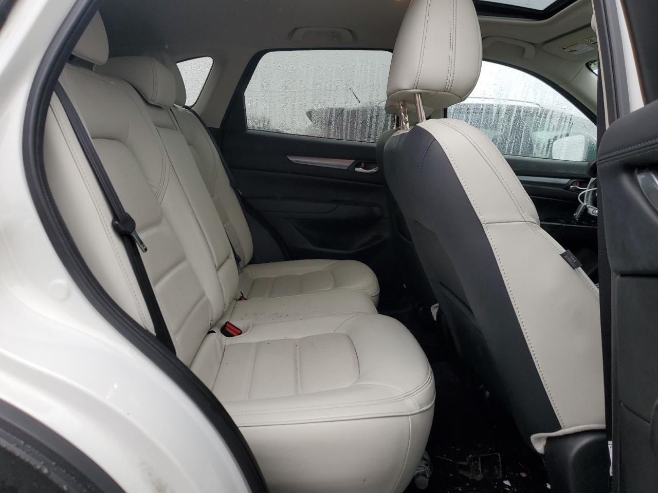 2021 Mazda CX-5 - Image 11