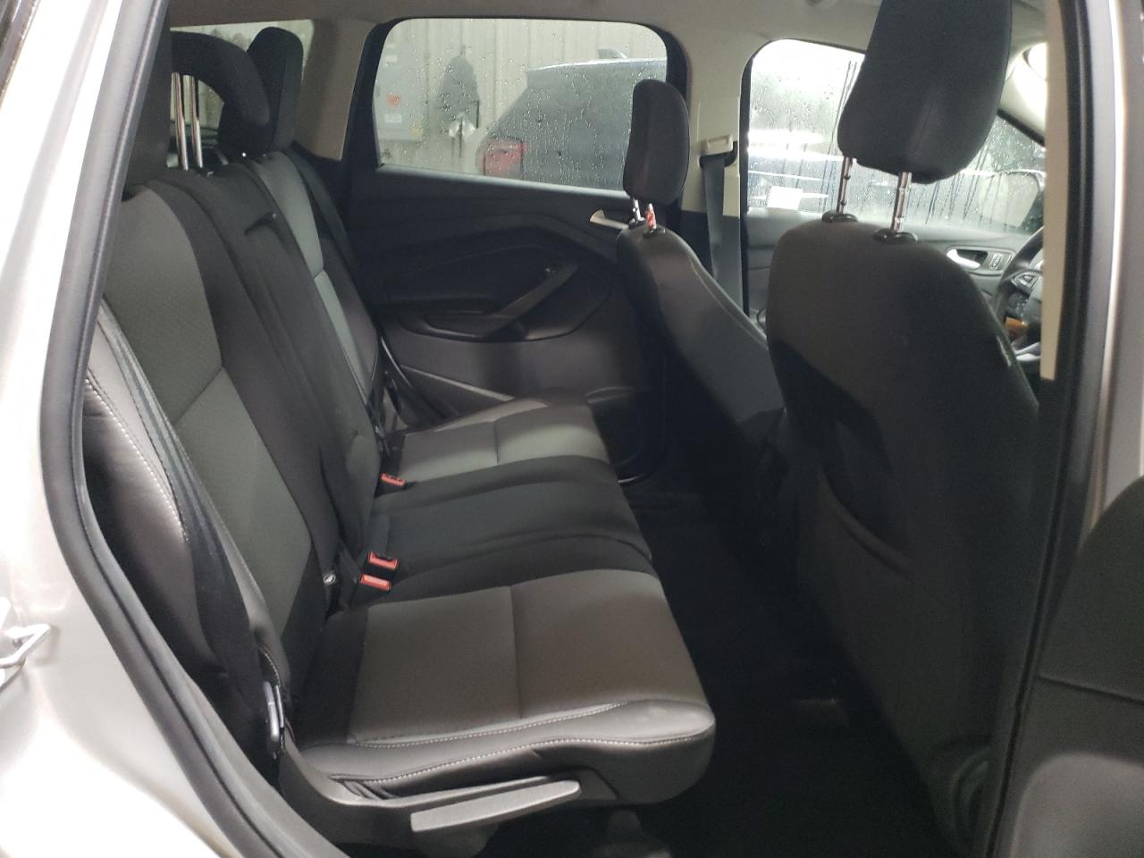 2019 Ford Escape - Image 10