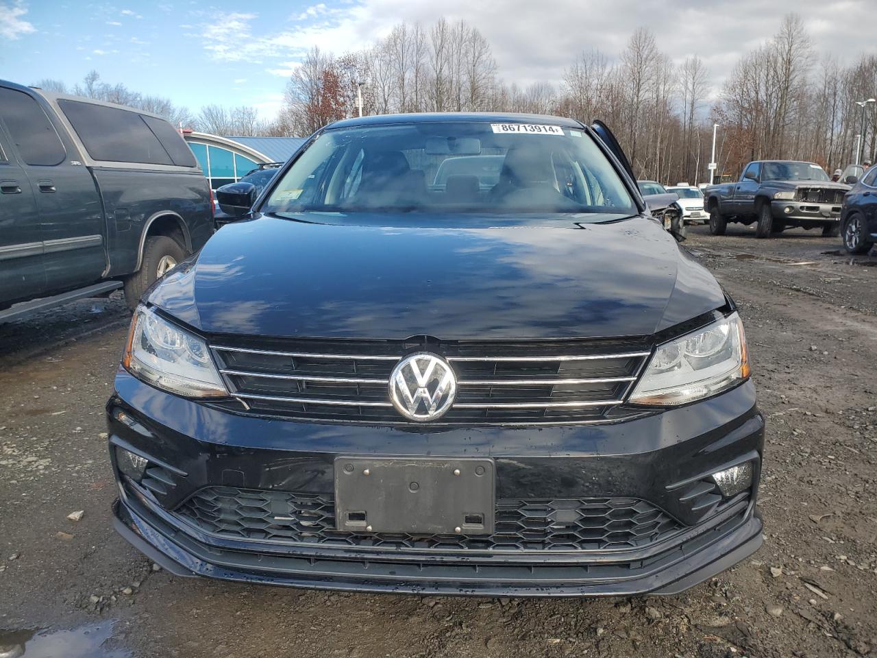 VIN 3VWDB7AJ7JM210232 2018 VOLKSWAGEN JETTA no.5