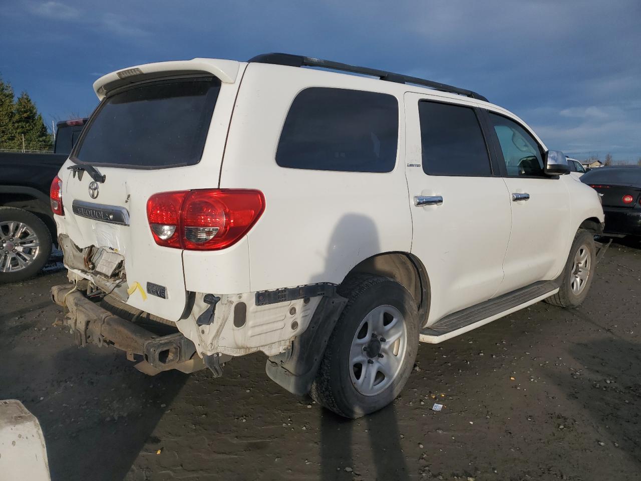 2008 Toyota Sequoia - Image 3