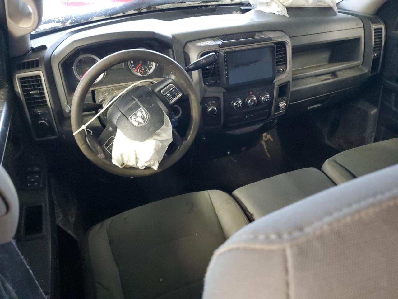 2014 RAM 1500 - Image 8