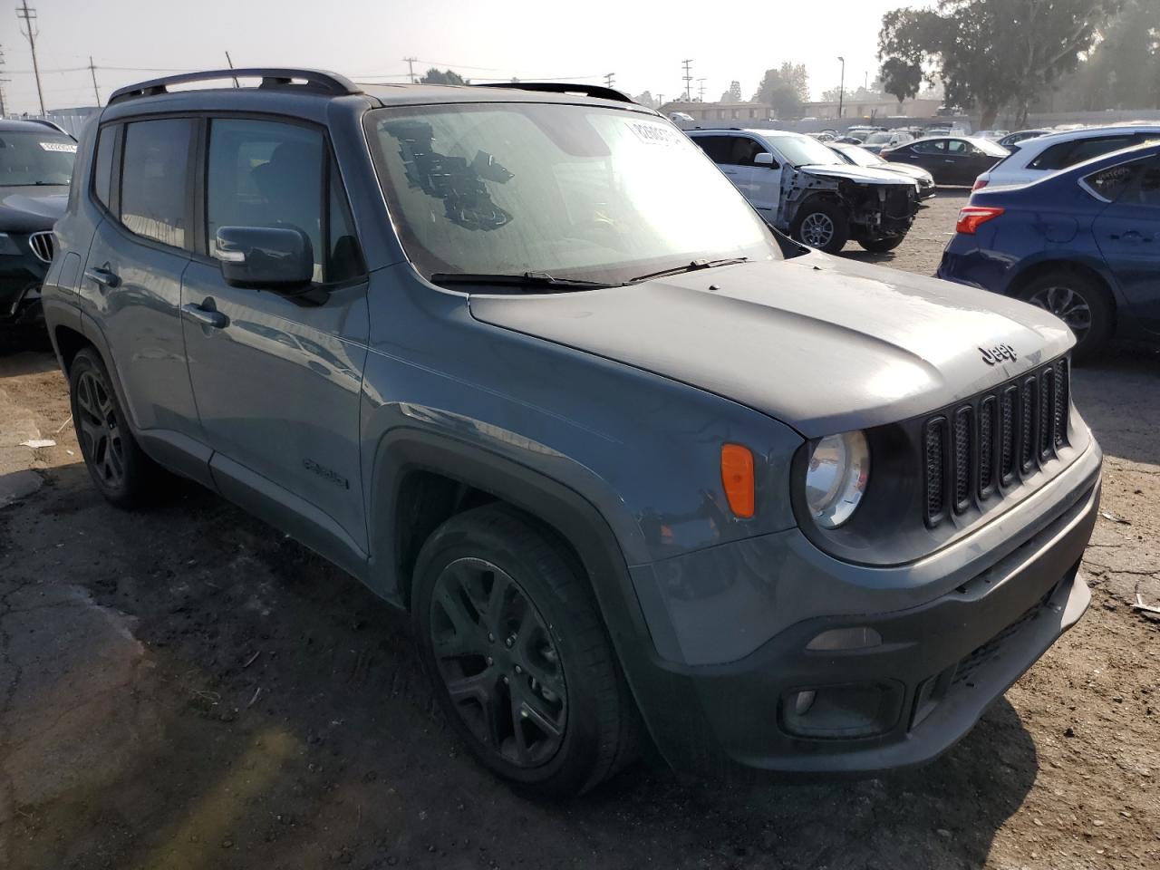 VIN ZACCJABB9JPH43248 2018 JEEP RENEGADE no.4