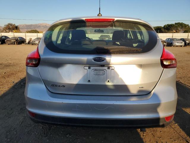  FORD FOCUS 2015 Srebrny