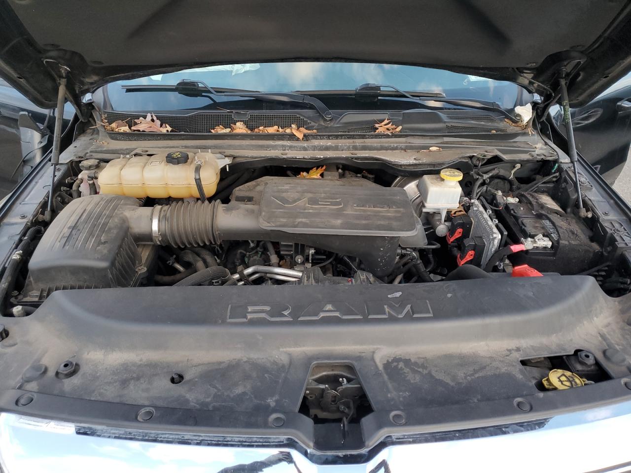 2021 RAM 1500 - Image 11