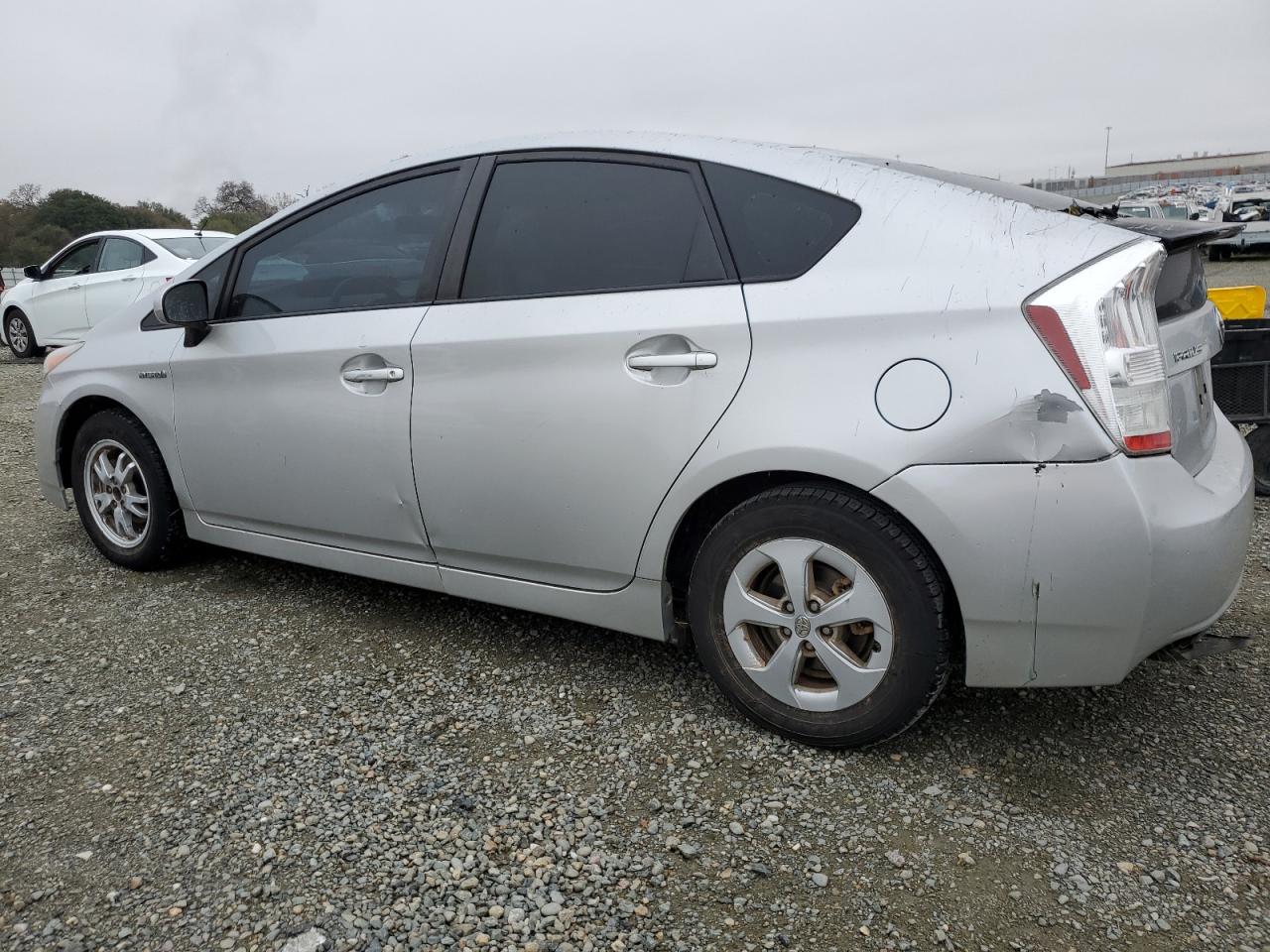 2010 Toyota Prius - Image 2