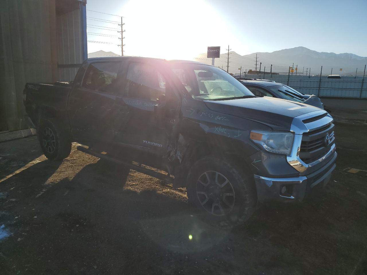 VIN 5TFDW5F14FX426982 2015 TOYOTA TUNDRA no.4