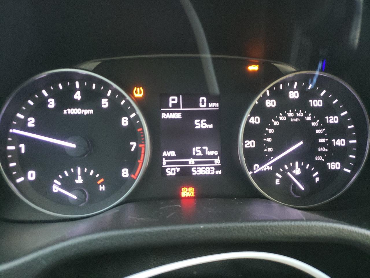 2017 Hyundai Elantra - Image 9