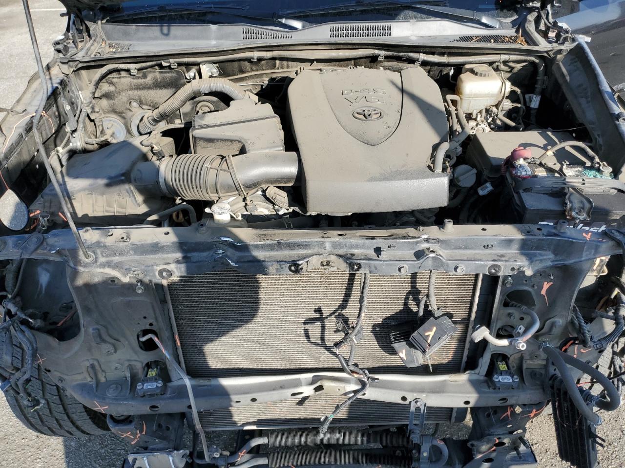 2017 Toyota Tacoma - Image 11