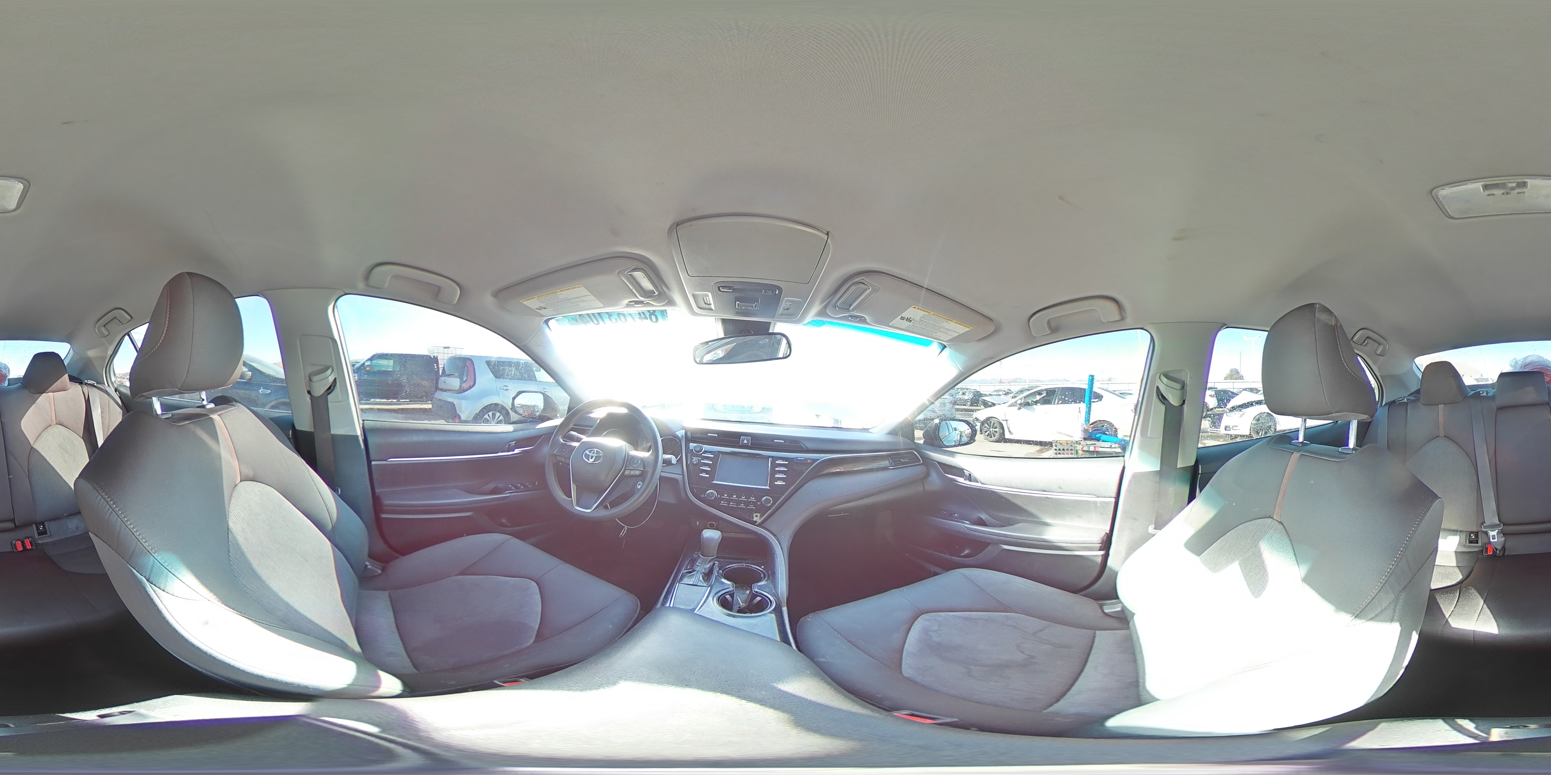 2019 Toyota Camry - Image 15