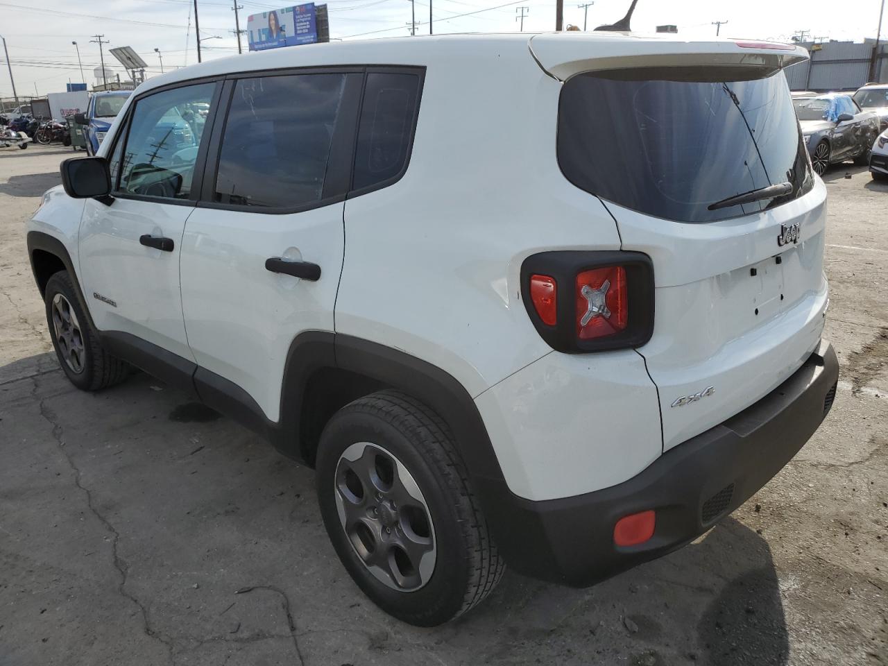 VIN ZACCJBAT5FPC23295 2015 JEEP RENEGADE no.2