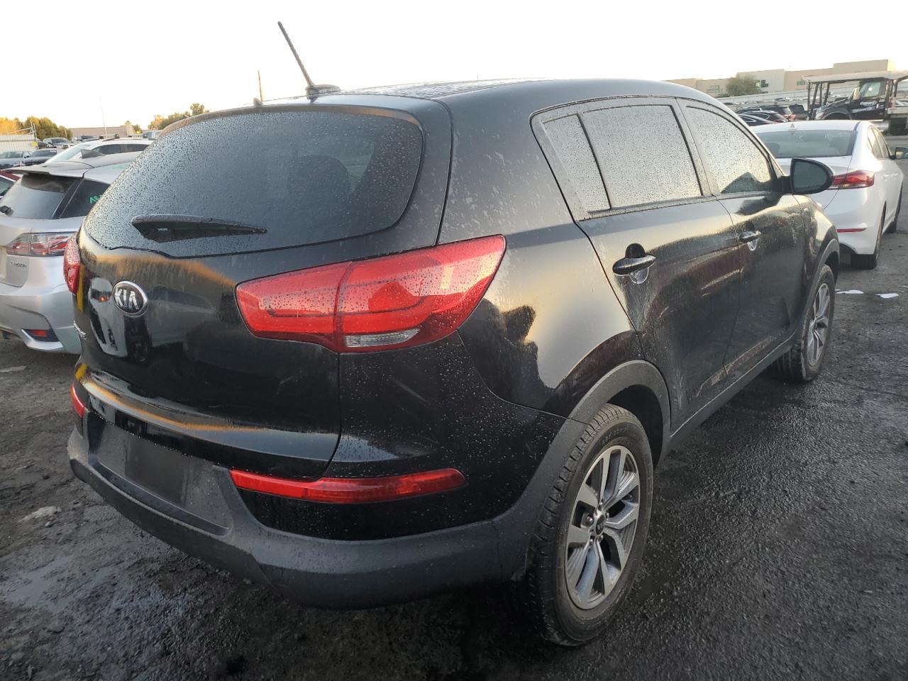 VIN KNDPBCAC9G7872908 2016 KIA SPORTAGE no.3