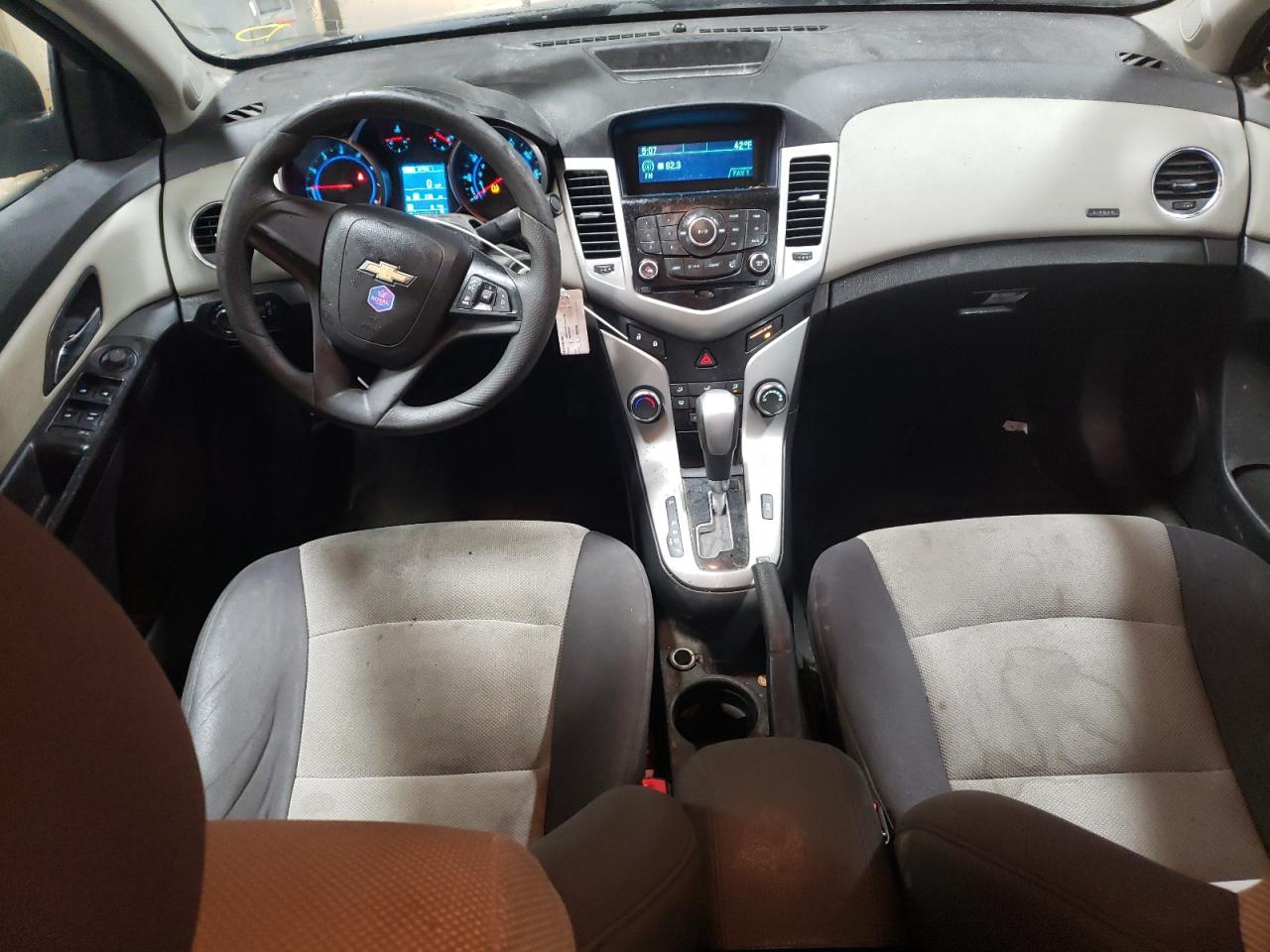 2013 Chevrolet Cruze - Image 8