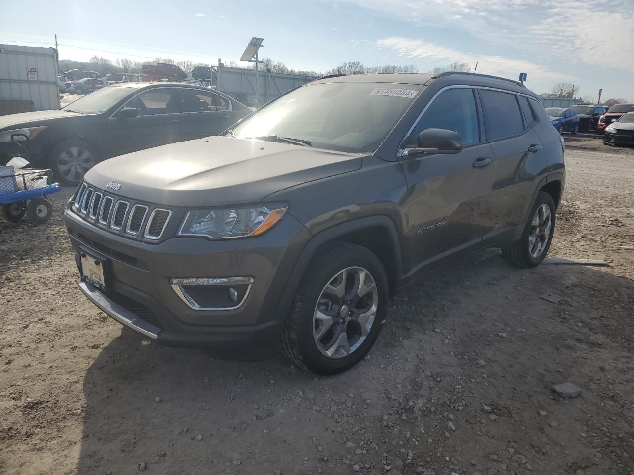 2019 Jeep Compass Limited charcoal null gas 3C4NJDCB8KT776020 photo #1