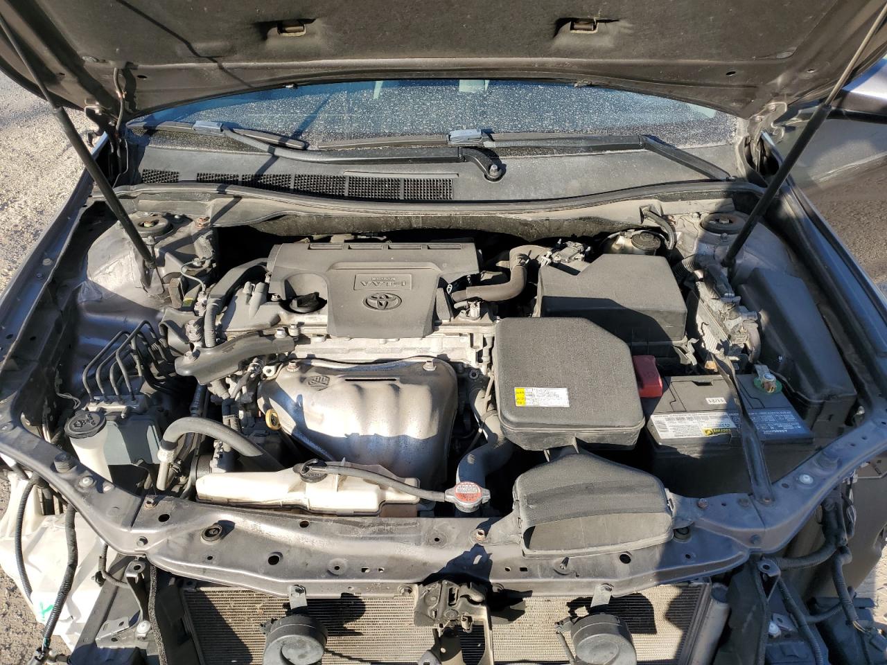 2016 Toyota Camry - Image 11
