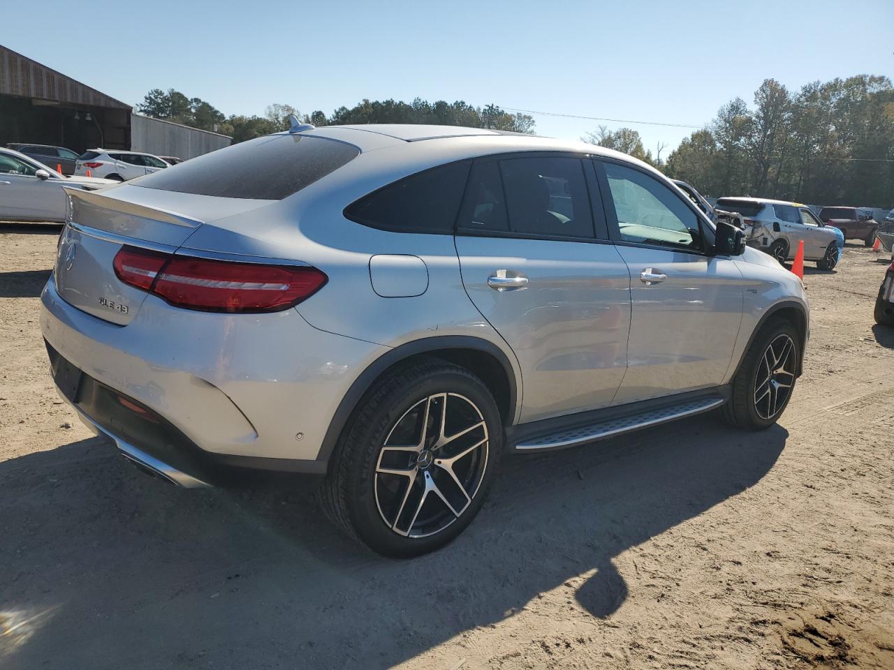 2017 Mercedes-Benz GLE - Image 3
