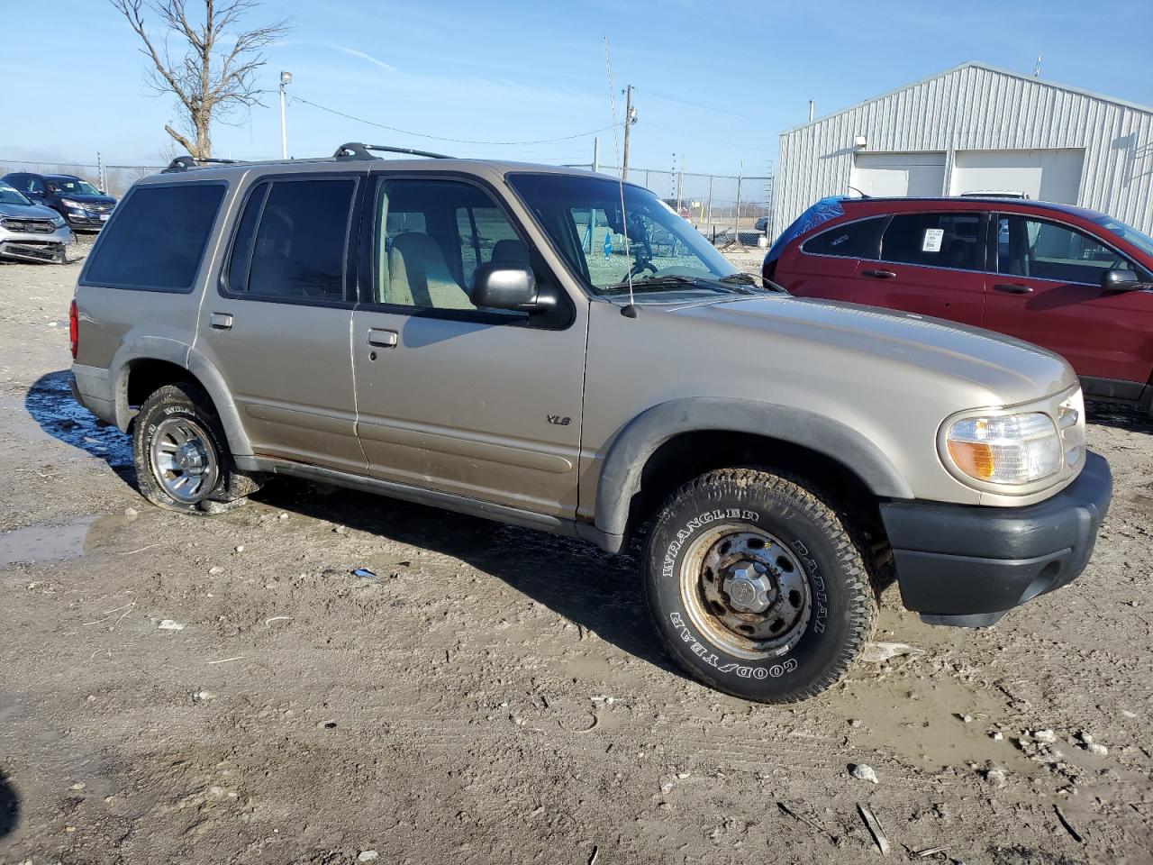 2000 Ford Explorer - Image 4