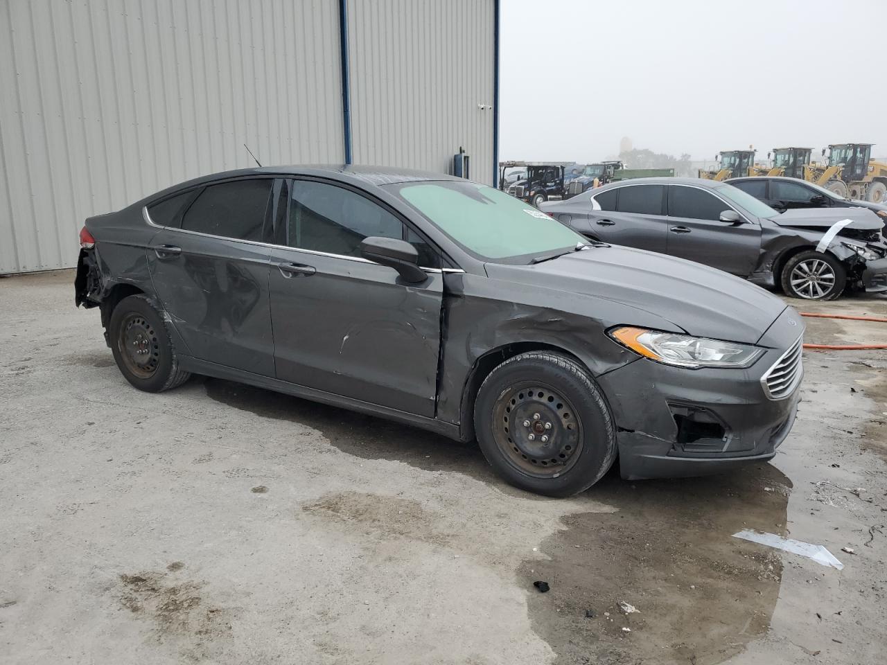 2019 Ford Fusion - Image 4