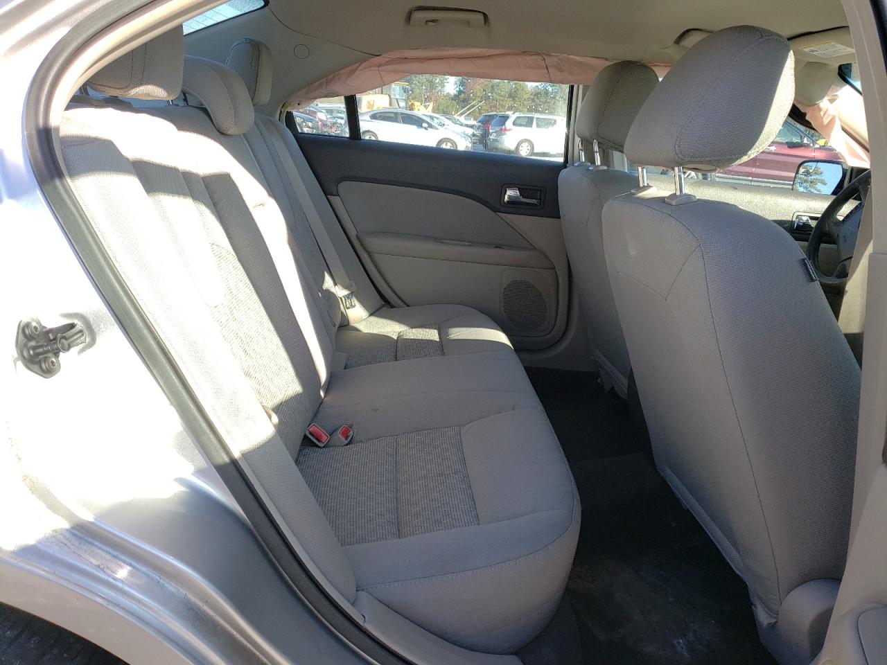 2012 Ford Fusion - Image 10