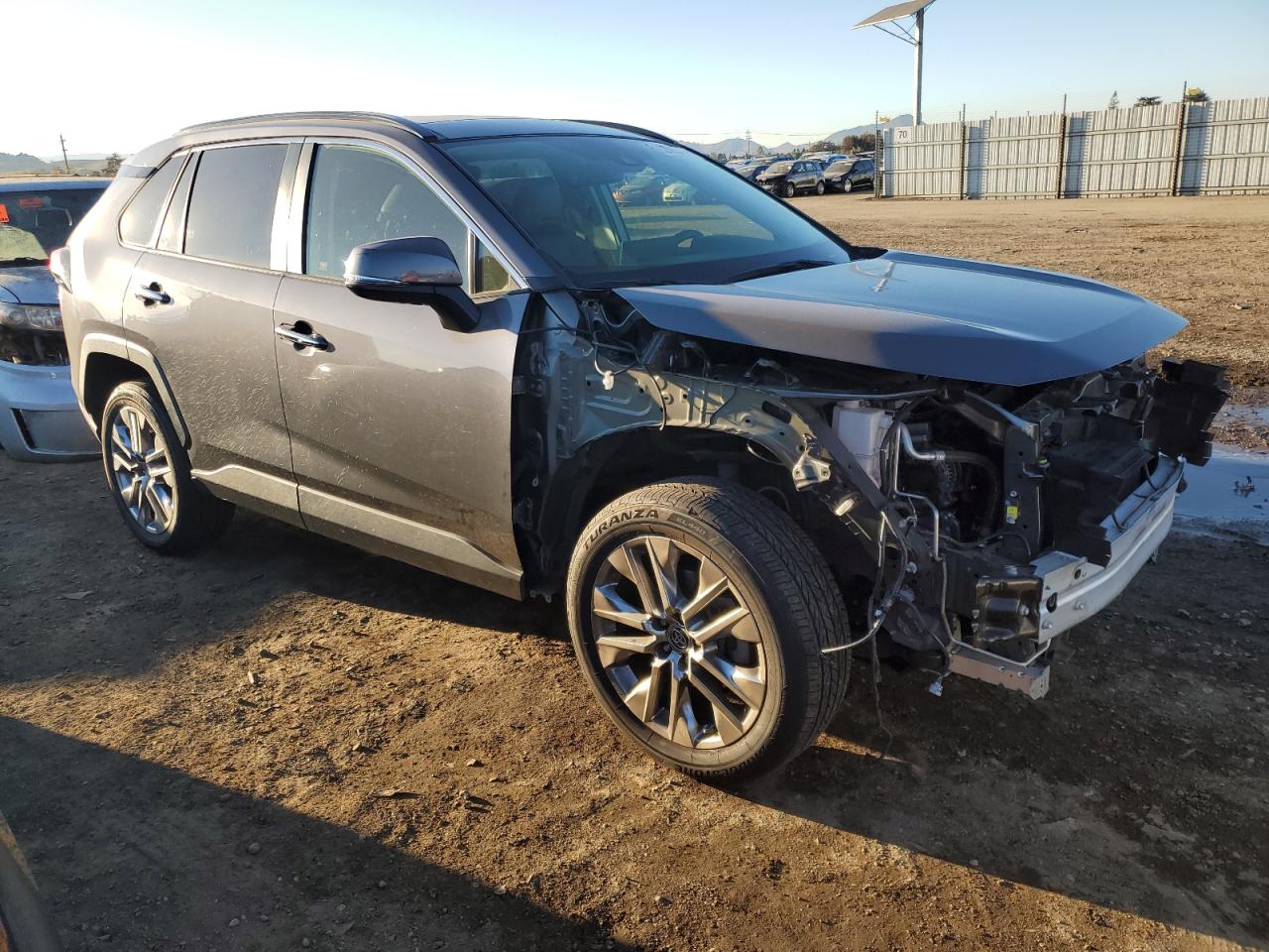 2019 Toyota RAV 4 - Image 4