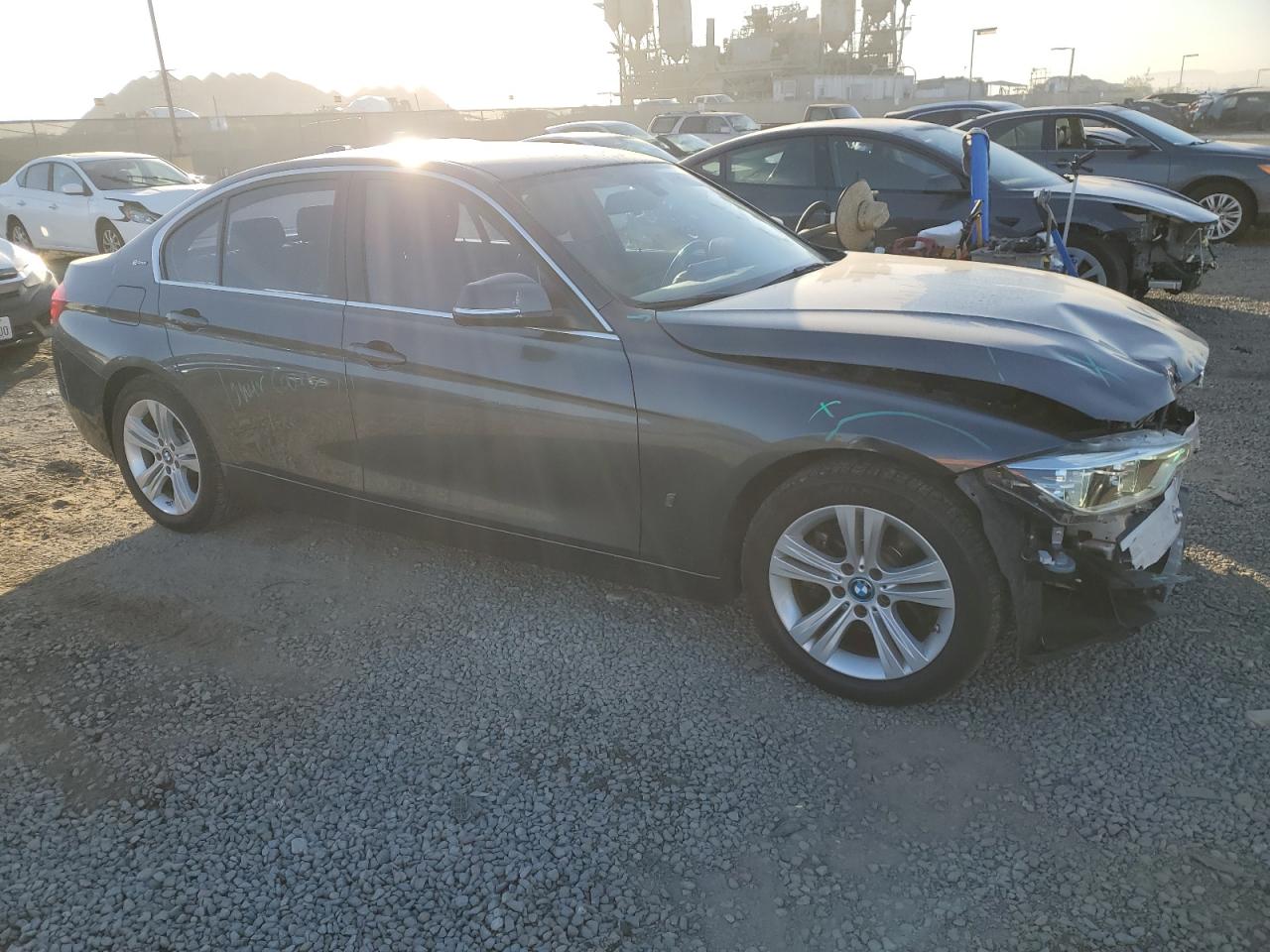 VIN WBA8E1C59JA171372 2018 BMW 3 SERIES no.4