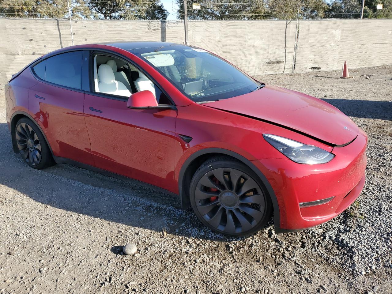 VIN 5YJYGDEF9MF194666 2021 TESLA MODEL Y no.4