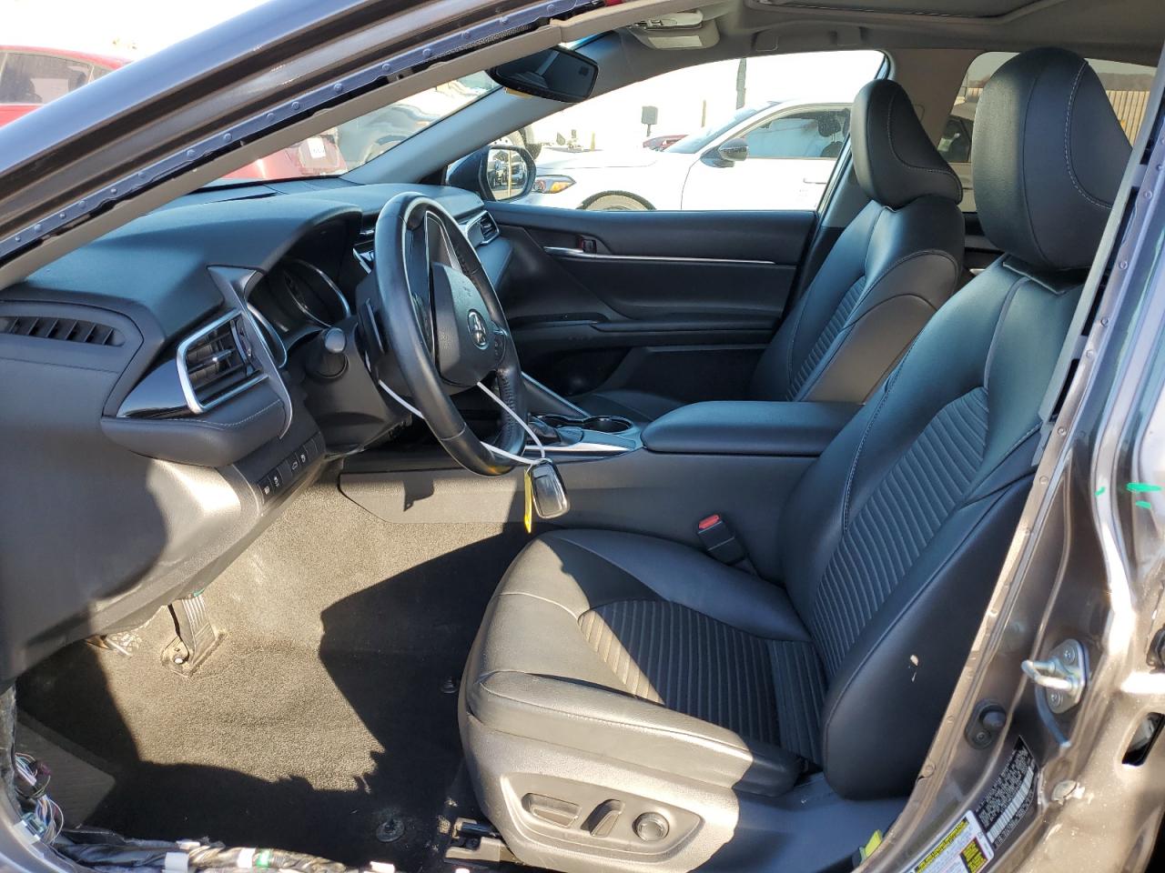 2018 Toyota Camry - Image 7