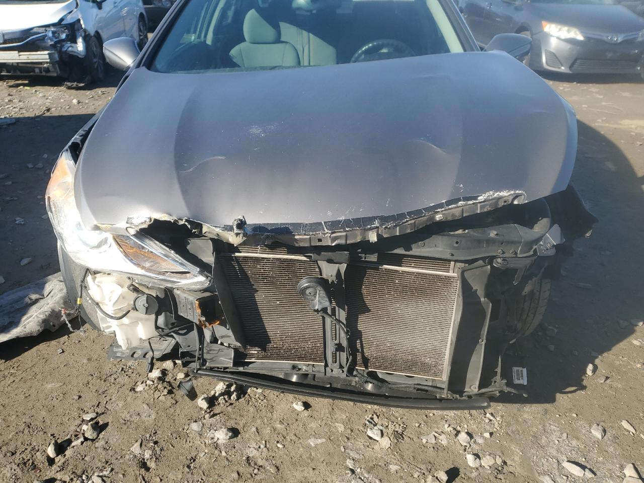 2013 Hyundai Sonata - Image 11